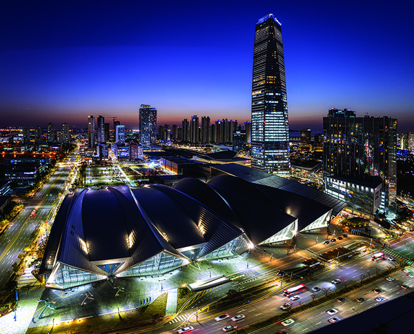 송동컨벤시아 야경. (사진=인천관광공사 제공) 