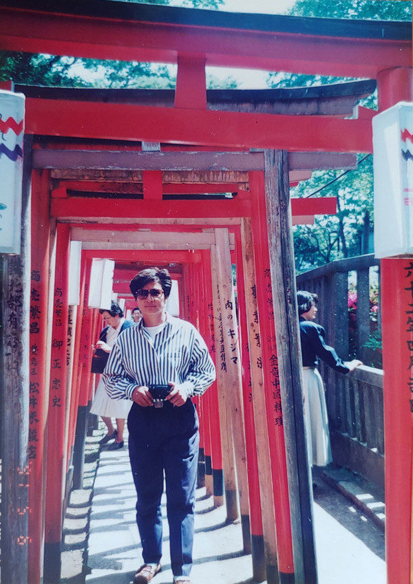(사진캡션)1991년 5월 6일 다카무라 히로미 그룹 친구들과 니가타현에 1박 2일로 놀러 갔다 찍은 사진이다. 평소 골프만 알던 구옥희에게 여행 가서 찍은 사진은 희귀한 자료다. (사진=관광레저신문 DB)